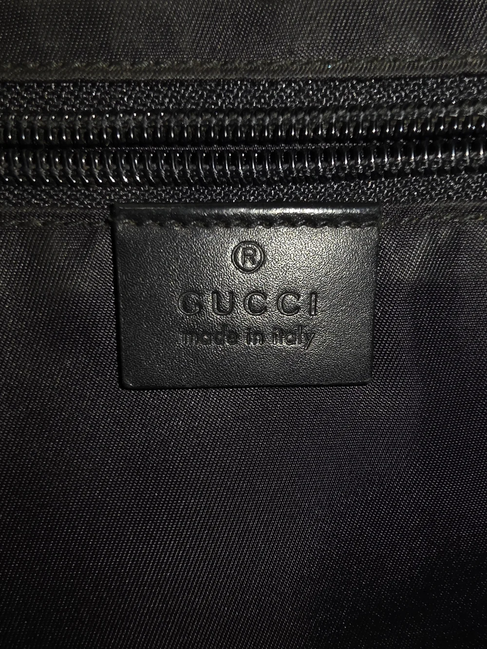Gucci Shoulder/Messenger Bag GG Supreme